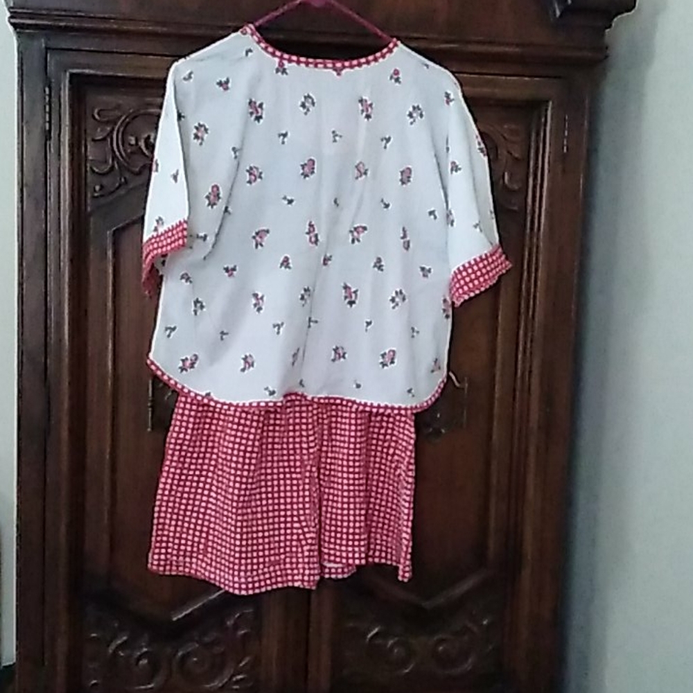 NWOT Ashley Taylor pajamas - Picture 2 of 5